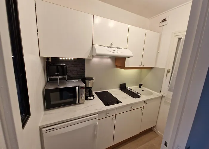 Balcon Centre Apartment